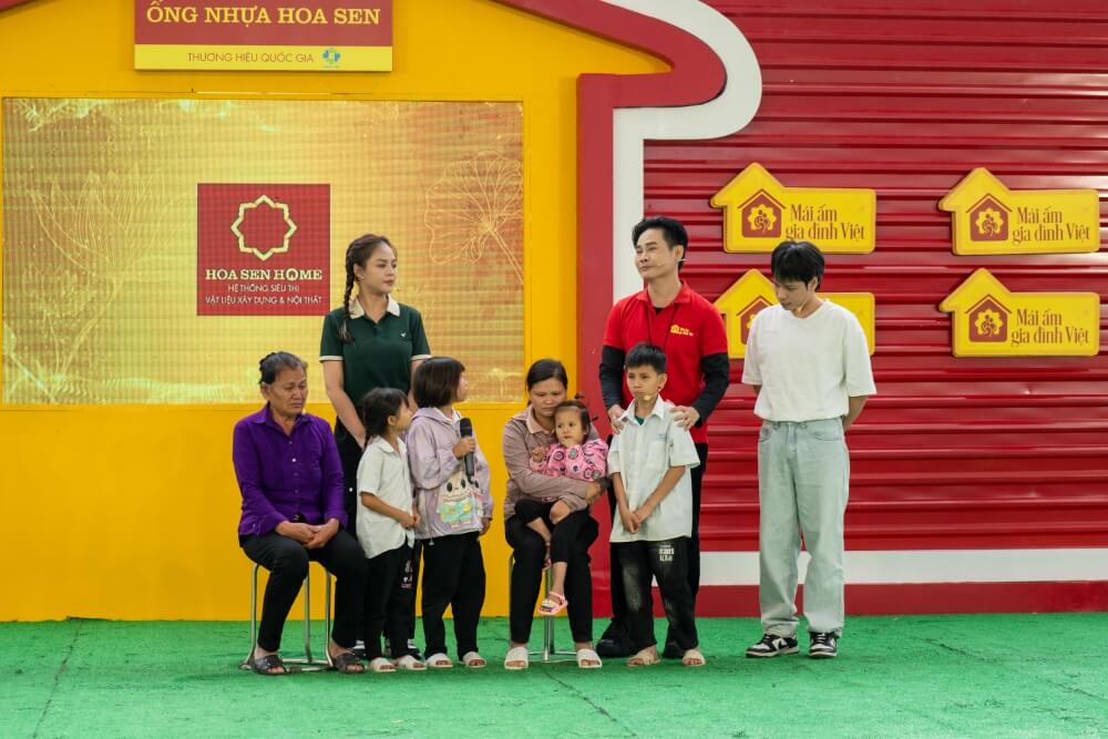 Mái ấm gia đình Việt trao gần 2.3 tỷ đồng khi ghi hình tại Bắc Giang - 3