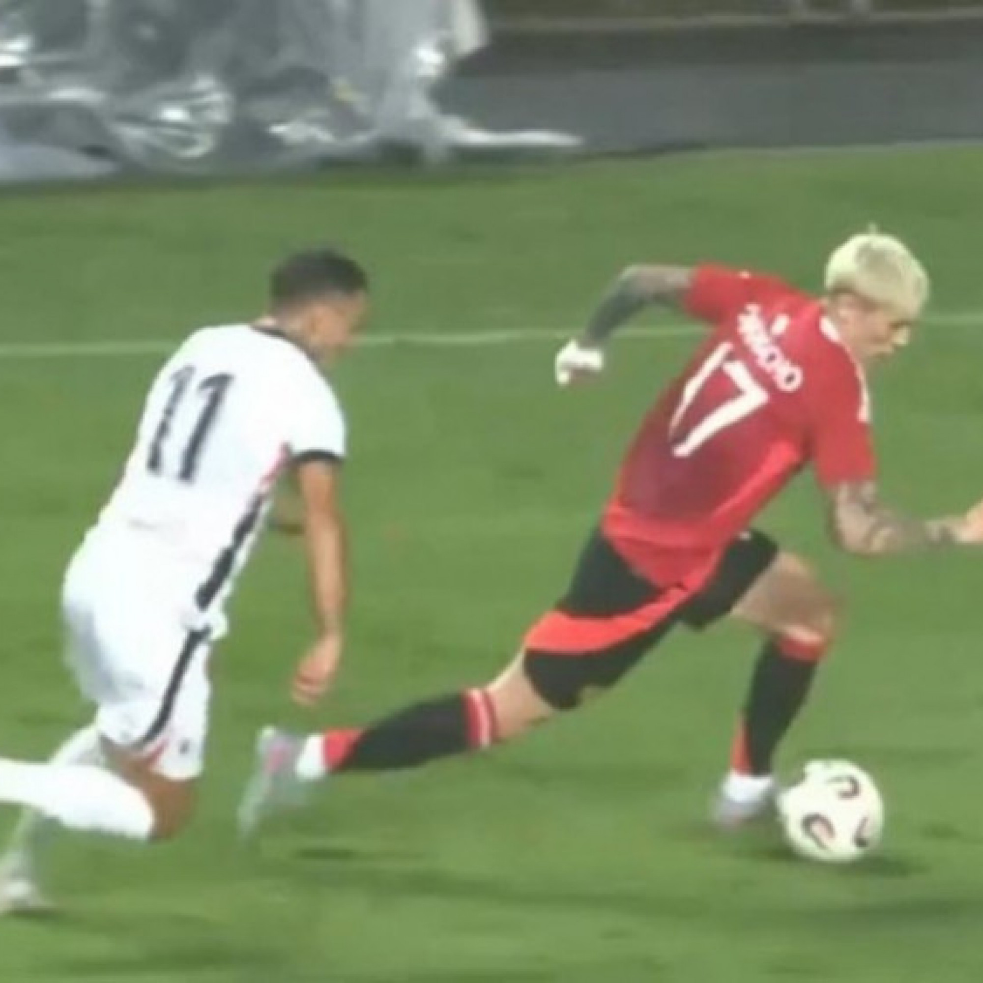  - MU cực thảm hại, bị ĐT Hong Kong (TQ) hạng 153 FIFA xé lưới gây sốc
