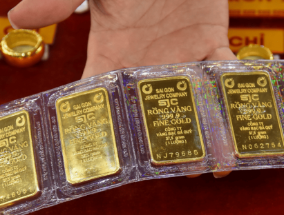 Tin trong nước - Diễn biến giằng co trong nước – thế giới, giá quốc tế tăng mạnh, thị trường nội địa gồng mình bình ổn.