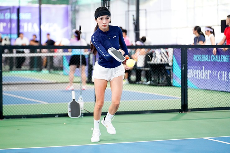 Ca sĩ Bảo Thy, cô giáo thể dục đua tài ở giải pickleball có thưởng tới 100 triệu đồng - 13