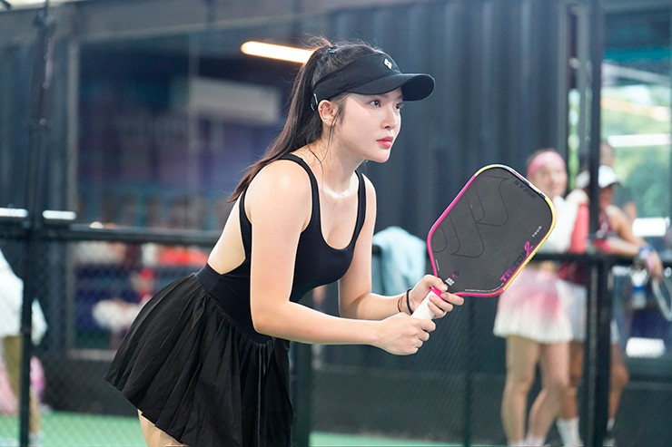 Ca sĩ Bảo Thy, cô giáo thể dục đua tài ở giải pickleball có thưởng tới 100 triệu đồng - 9