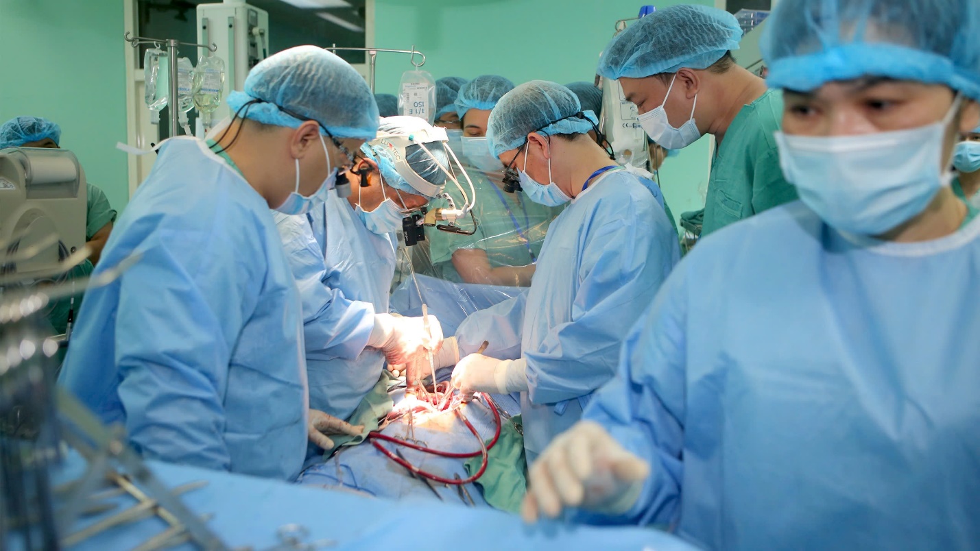 Một trái tim vượt ngàn dặm về Huế mang theo sự sống, tình yêu thương - 1