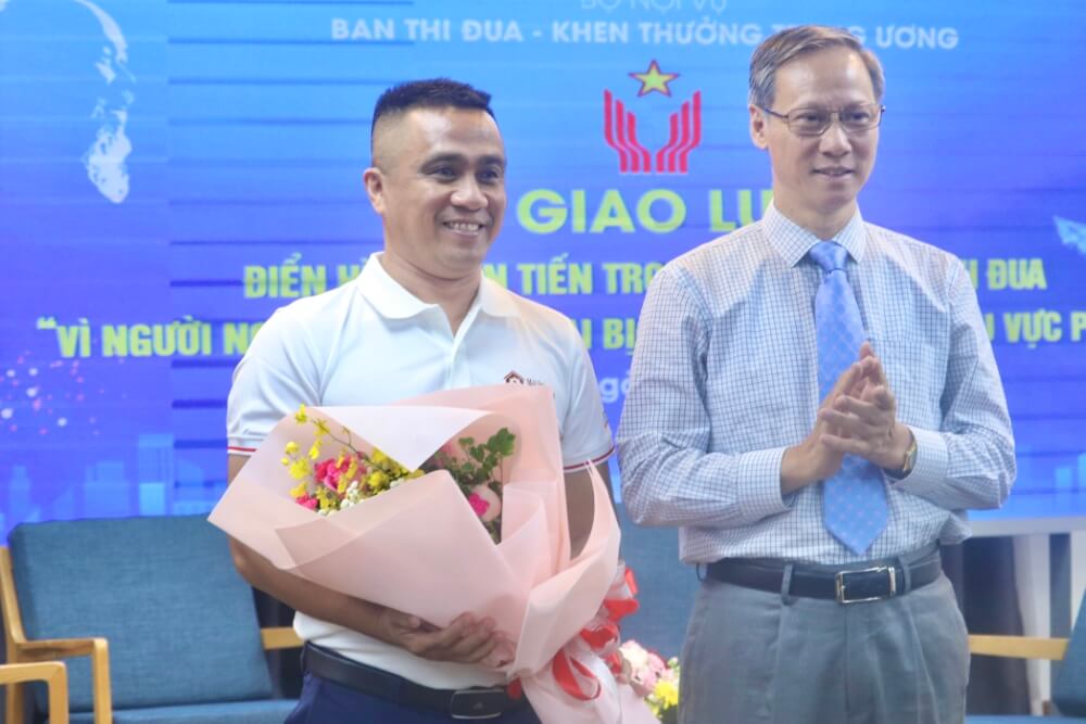 Mái ấm gia đình Việt là một trong 6 điển hình tiêu biểu của phong trào thi đua “Vì người nghèo - Không để ai bị bỏ lại phía sau” khu vực phía Nam năm 2025 - 1