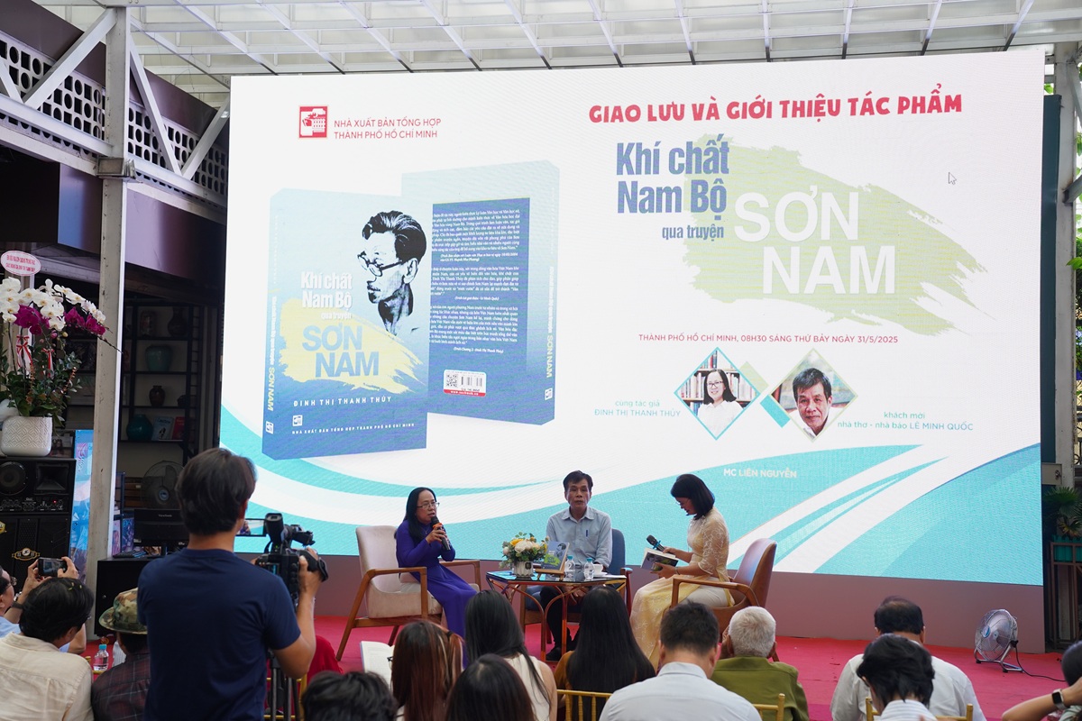khi chat nam bo: cuoc tro ve day cam xuc voi van chuong son nam - 1