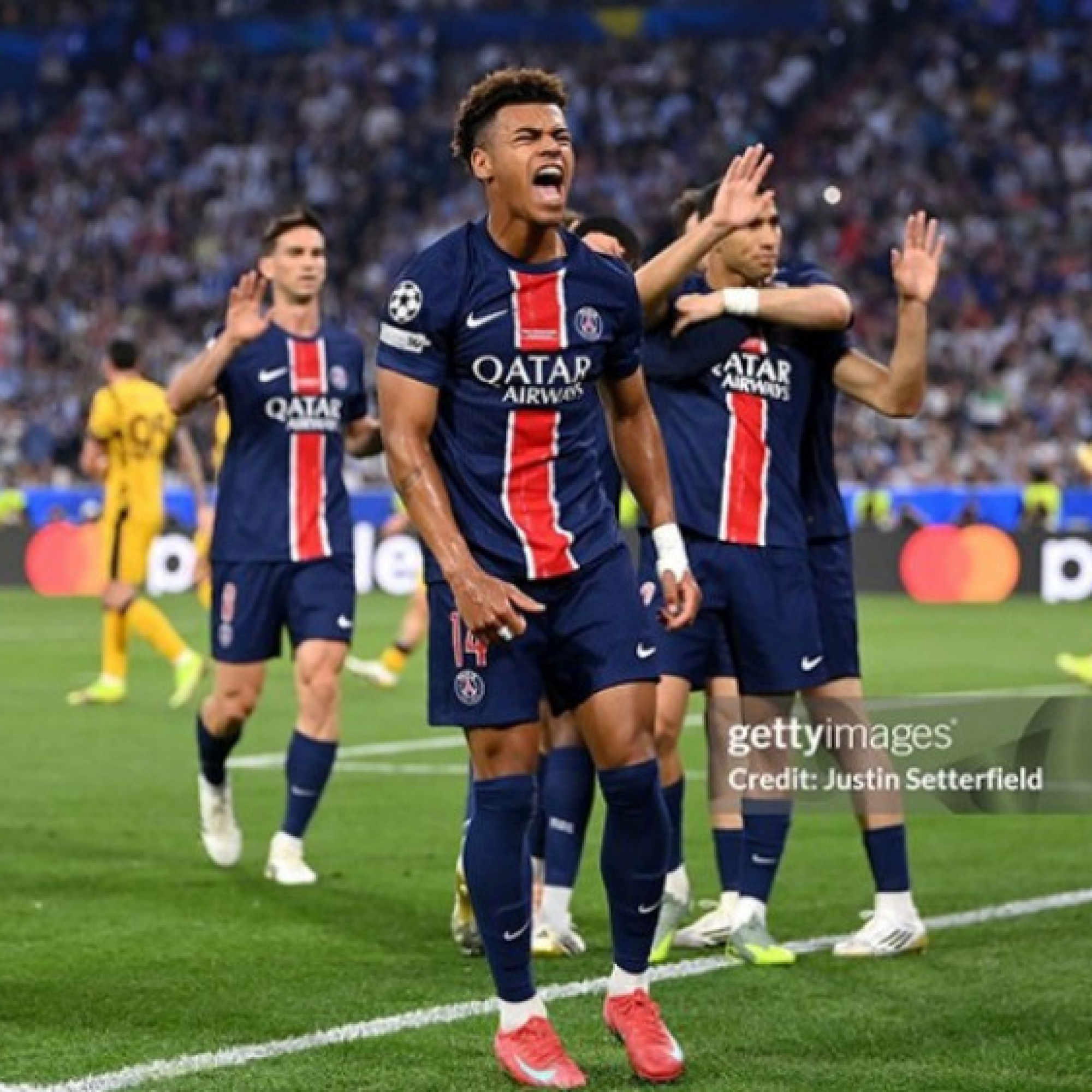  - "Sao mai" 19 tuổi PSG hai lần khiến Inter Milan ôm hận chung kết C1