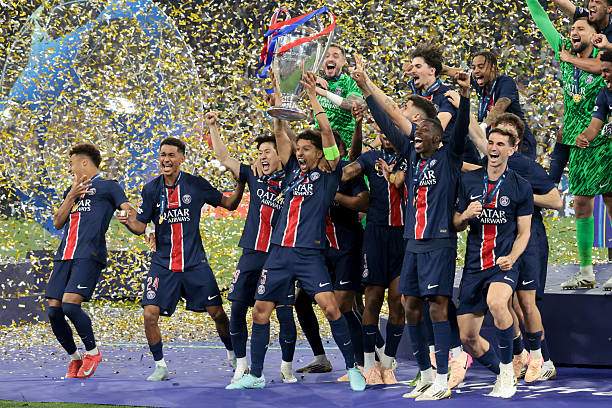 PSG lần đầu vô địch cúp C1, sẽ thống trị châu Âu như Barca của Pep? - 1