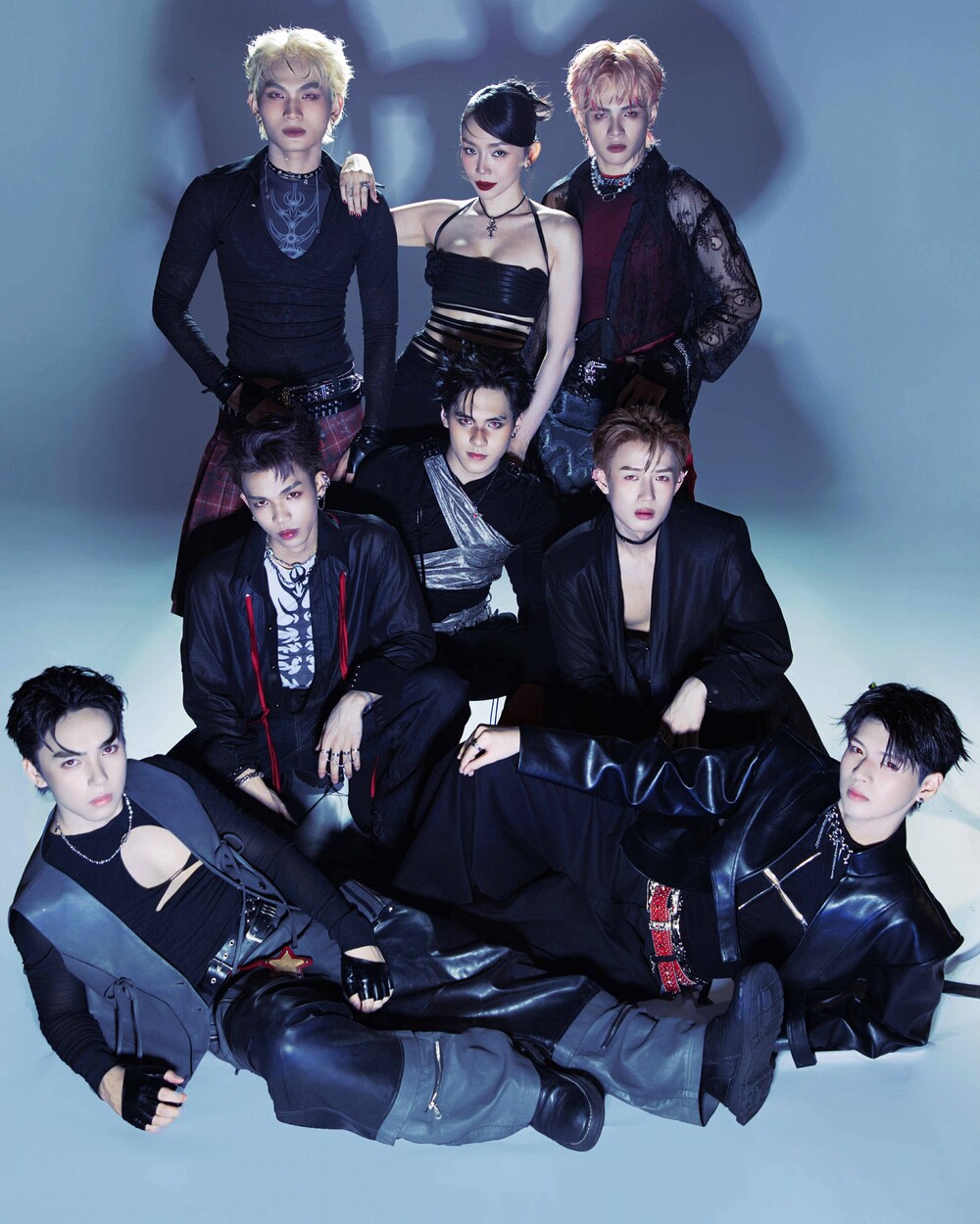 Đội hình “The Burners” lộ diện: Tóc Tiên chơi lớn với concept gothic đậm màu Kpop - 2