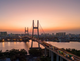  - TP.HCM trong khoảnh khắc ngày chuyển sang đêm