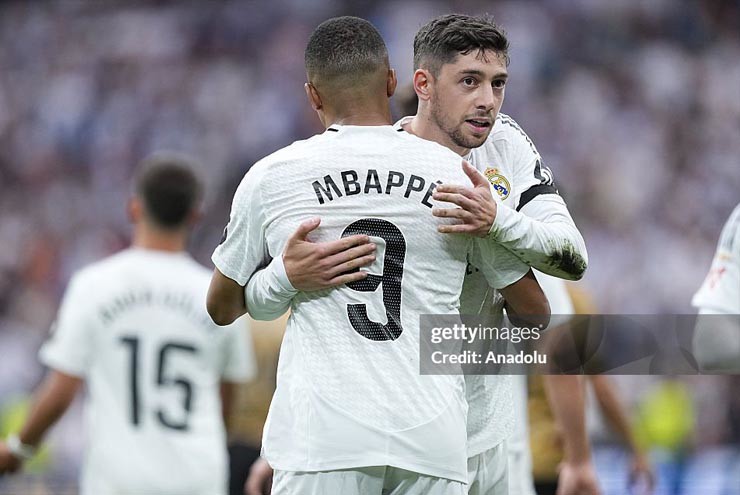 Valverde trước thời cơ lịch sử ở Real: Trở thành "đại ca" mới, HLV Alonso nâng tầm - 2