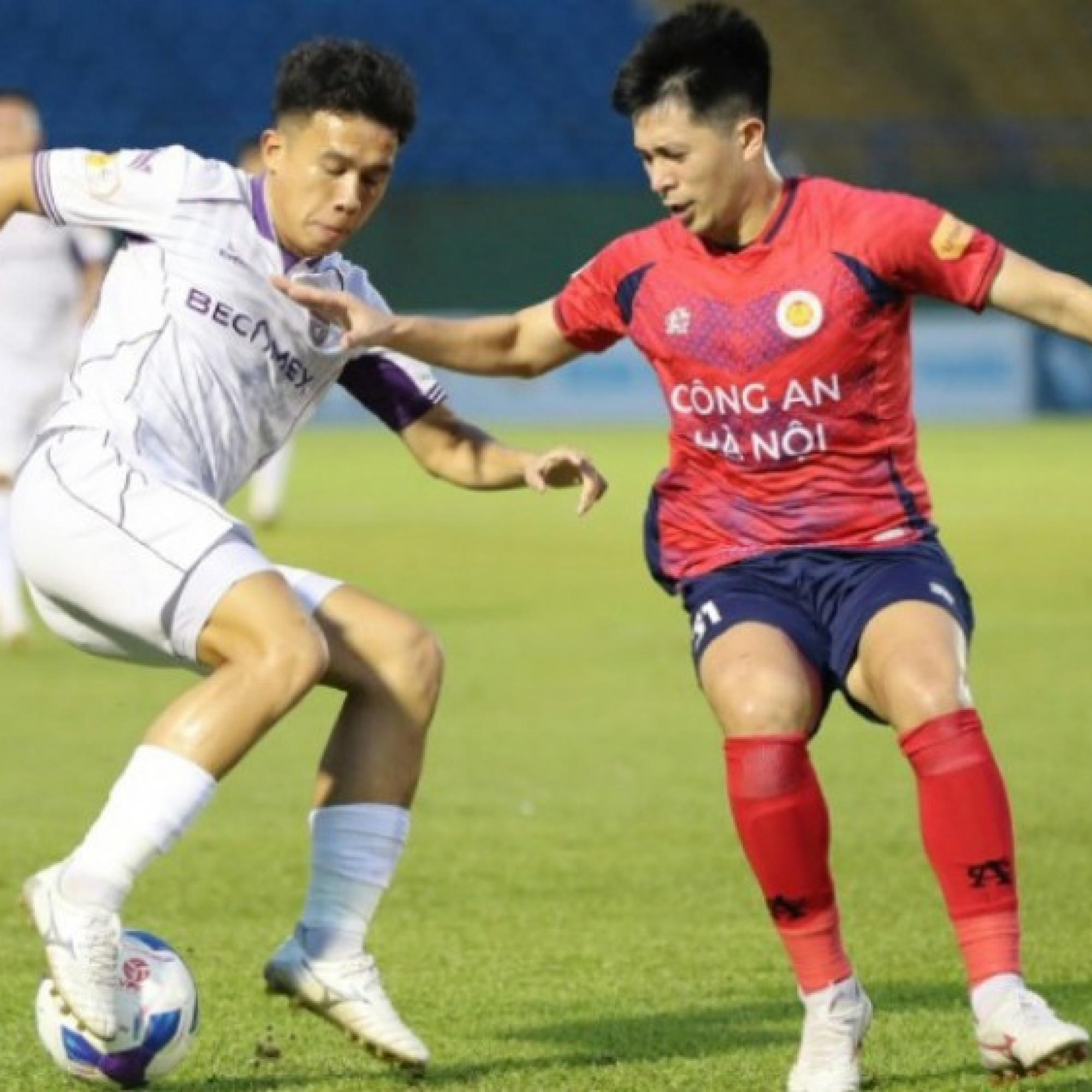  - Trực tiếp bóng đá Bình Định - Công an Hà Nội: Tham vọng vào top 3 (V-League)