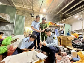  - Quyết liệt truy quét thực phẩm giả, hàng nhái vì sức khỏe người dân