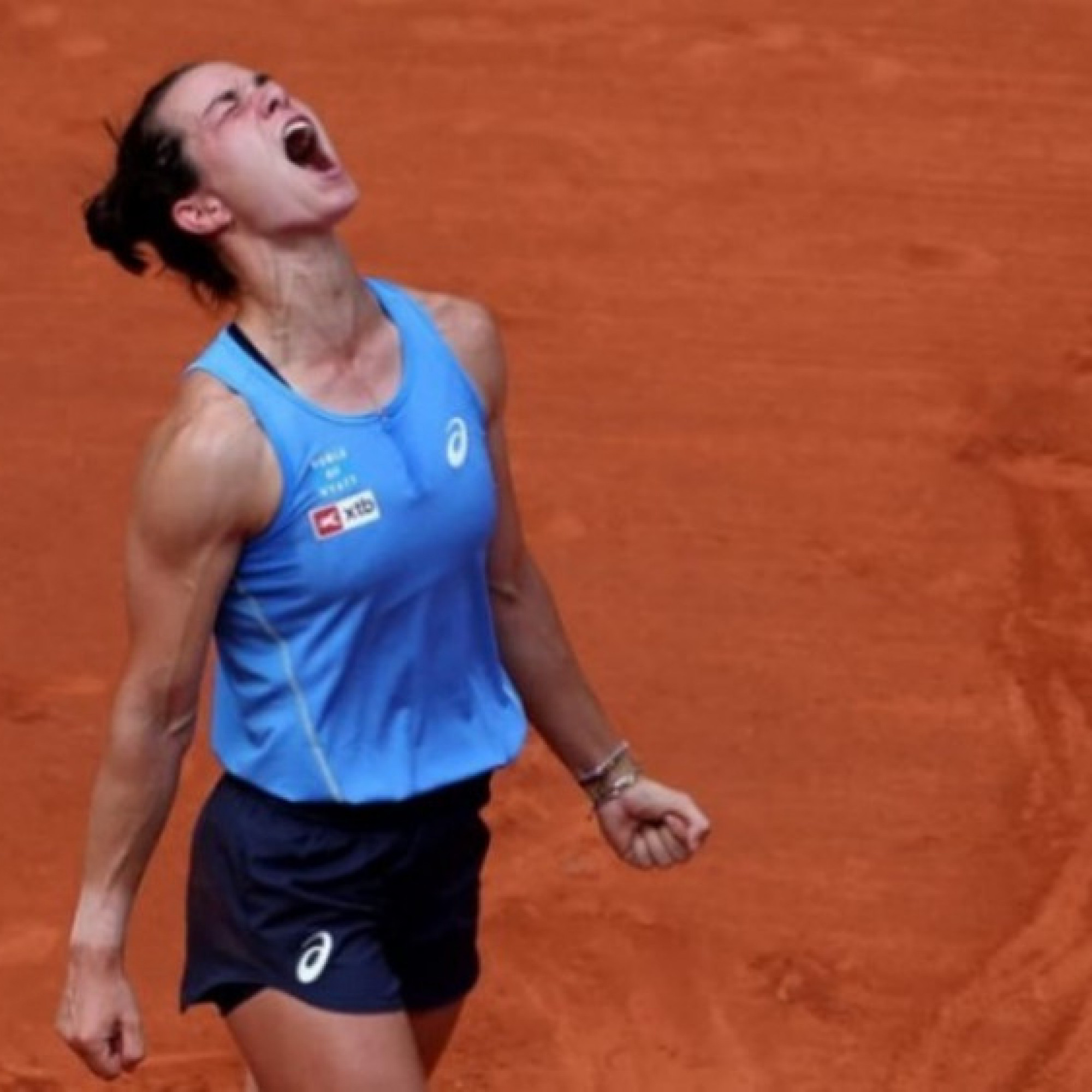  - Lois Boisson VĐV hạng 361 làm rung chuyển Roland Garros, cổ tích ở Paris