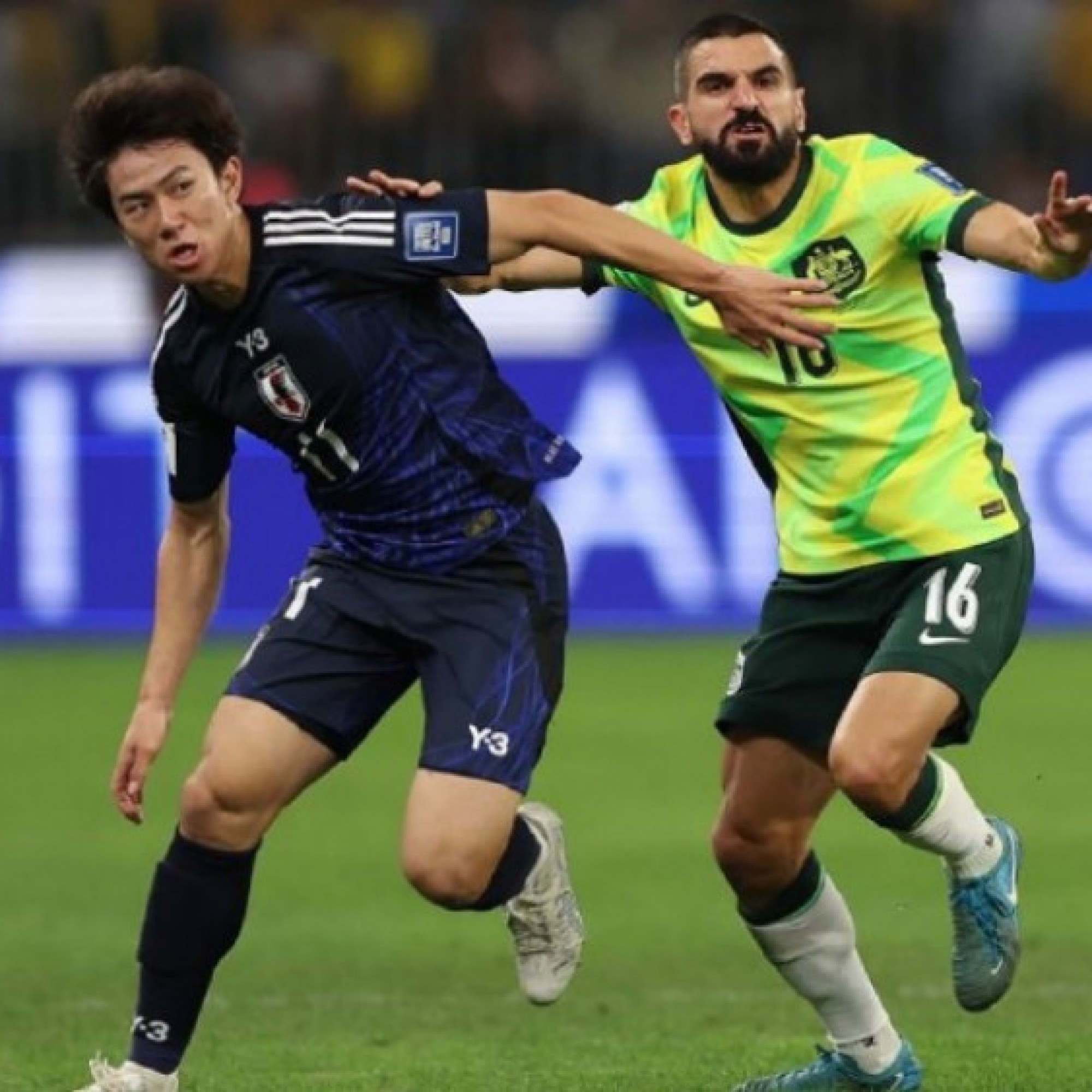  - Video bóng đá Australia - Nhật Bản: Bất ngờ từ "Samurai Xanh" (Vòng loại World Cup)