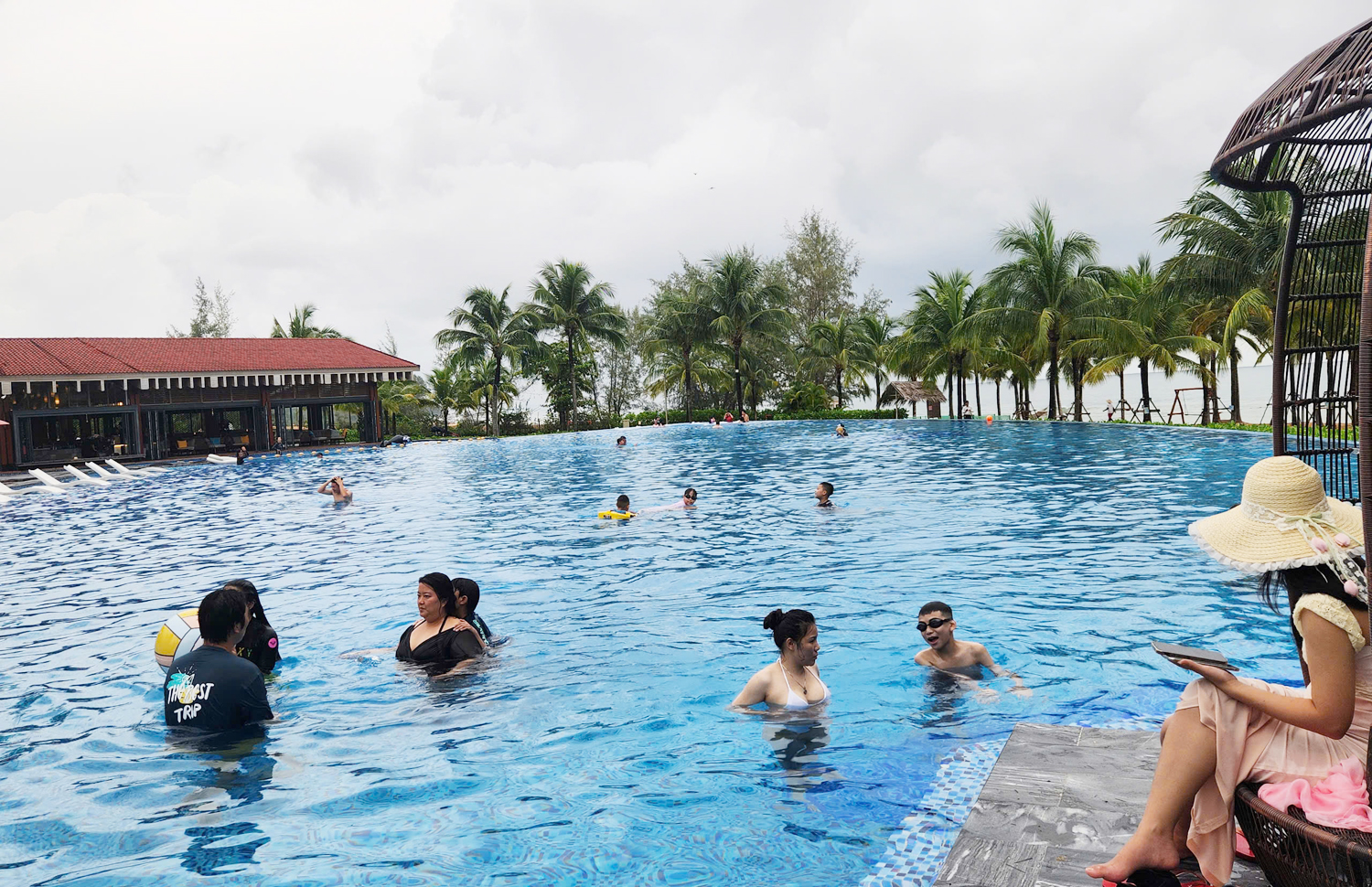 Mövenpick Phú Quốc, điểm đến hoàn hảo cho kỳ nghỉ của gia đình - 2
