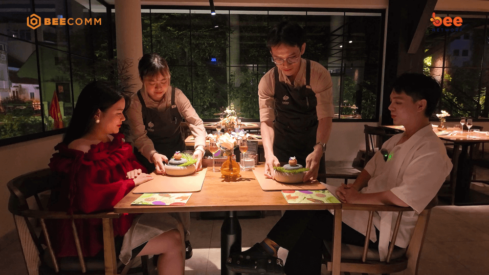 Chen Ru Lu cùng Tuấn Kiệt thích thú khi thưởng thức ẩm thực thuần thực vật tại TP. HCM - 1