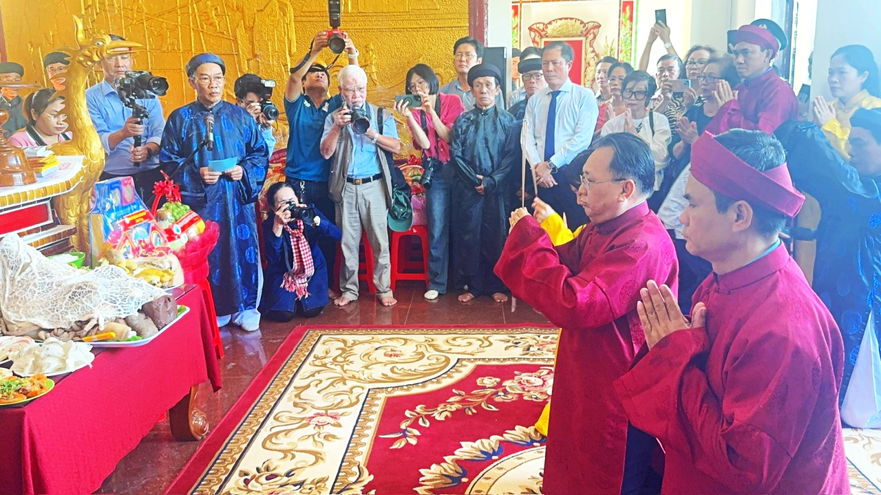 Khánh Hòa tổ chức Lễ hội Yến sào tại Đảo Yến - Hòn Nội - 3