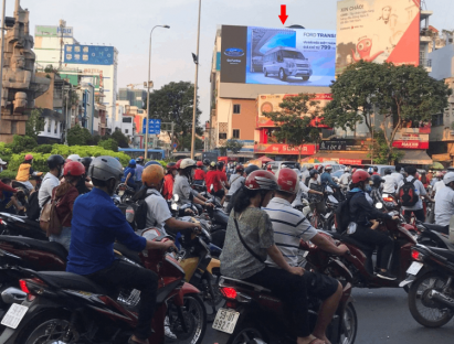 - TP.HCM chuẩn bị xây cầu vượt ngã 7 Điện Biên Phủ, xem xét bỏ quy định cũ về quản lý vỉa hè