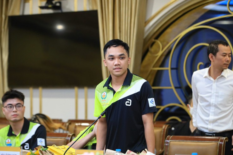 Bầu Hiển thưởng 1,2 tỷ đồng cho dàn sao bóng bàn lập cột mốc lịch sử ở giải quốc gia - 1