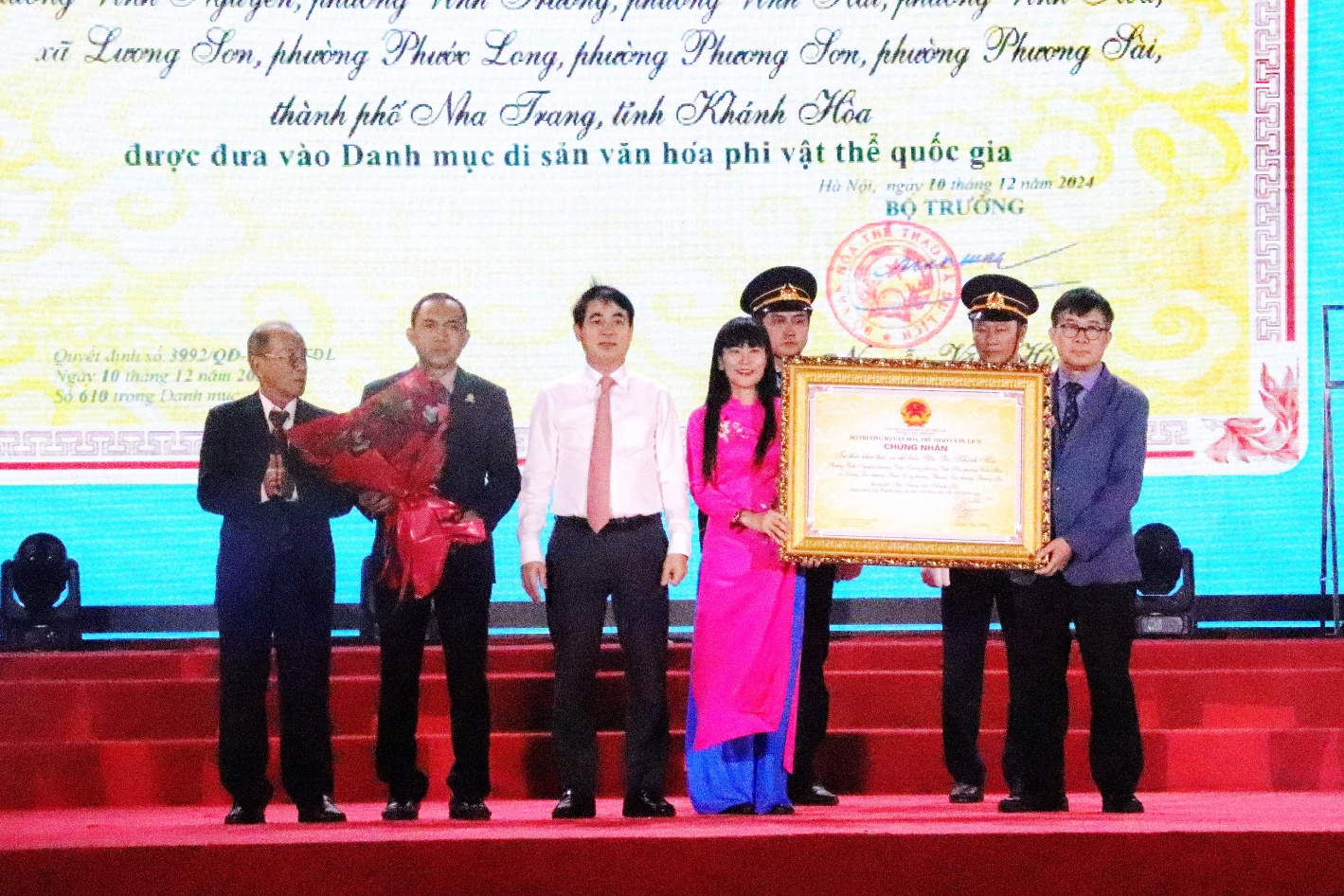Tri thức dân gian và Lễ hội Yến sào Khánh Hòa được vinh danh Di sản văn hóa phi vật thể quốc gia - 2