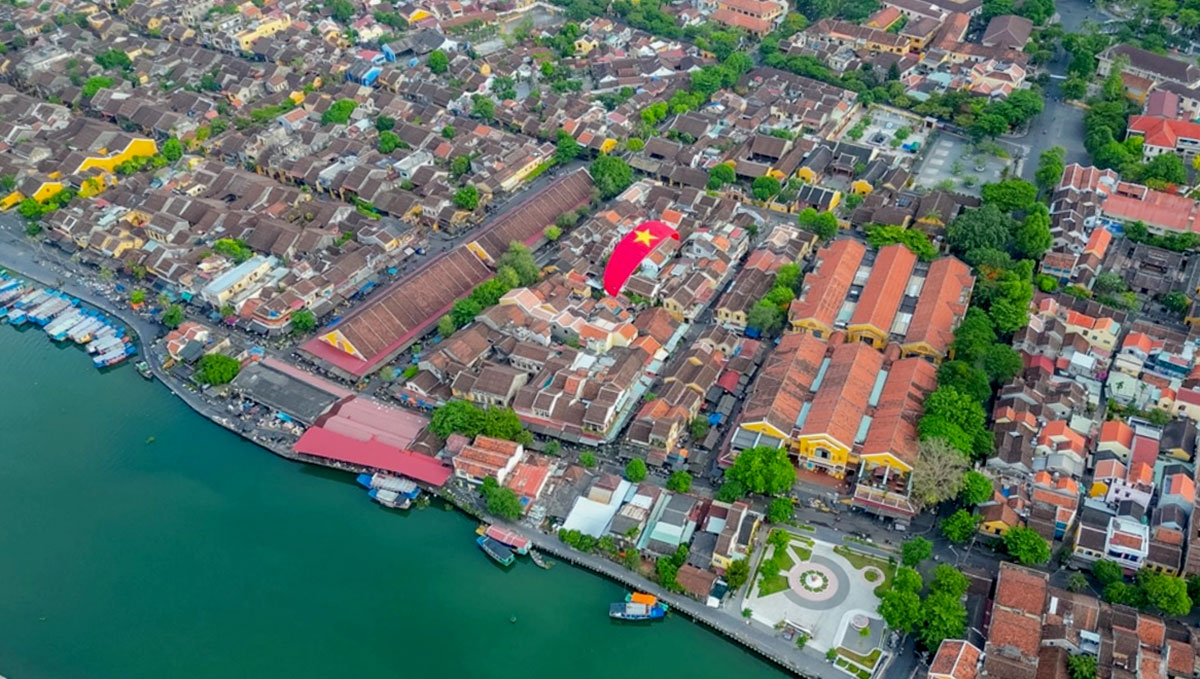 thi dau du luon ‘bay qua mien di san’ o pho co hoi an - 2