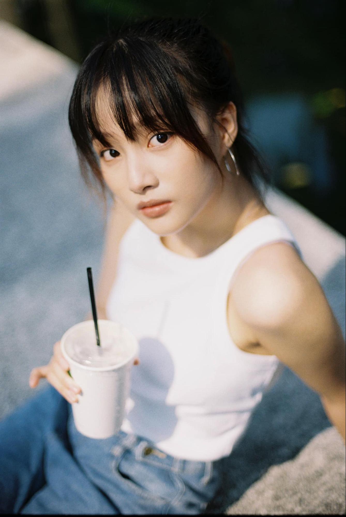 Nữ chính sinh năm 2001 của phim "Út Lan: Oán linh giữ cửa" tiết lộ bất ngờ về Quốc Trường, Mạc Văn Khoa - 2
