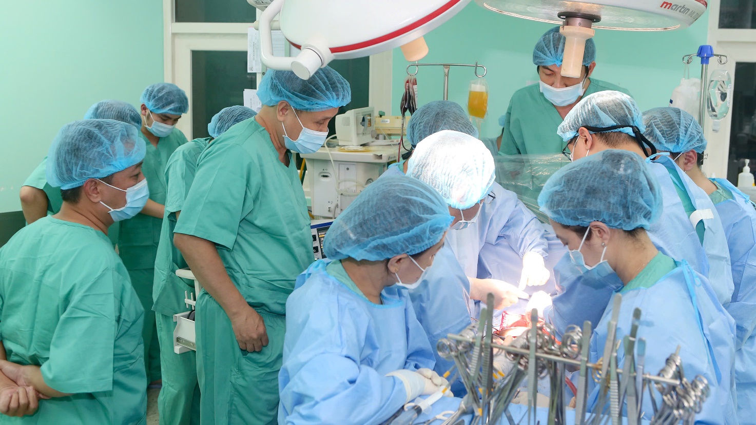 Bệnh nhi 15 tháng tuổi ghép gan đã được xuất viện mạnh khỏe - 1