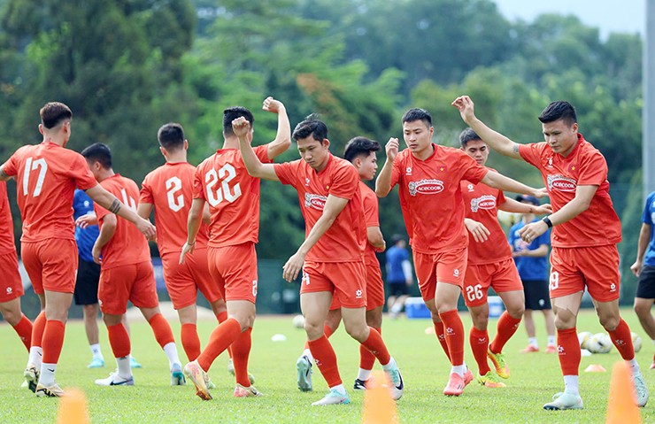 Trung vệ "thép" của ĐT Việt Nam cảnh giác với cầu thủ nhập tịch Malaysia - 1
