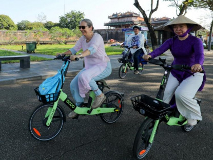  - Chia sẻ kinh nghiệm phát triển du lịch xanh và bền vững