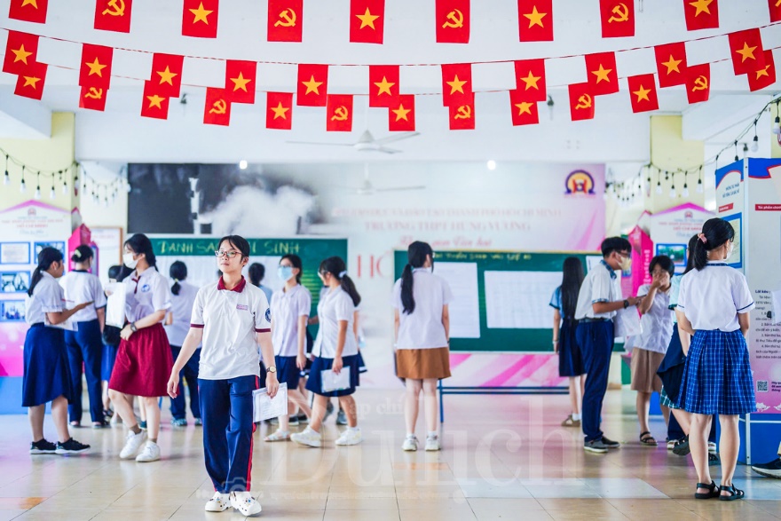 Hơn 76.000 thí sinh hoàn thành kỳ thi tuyển sinh lớp 10 - 2