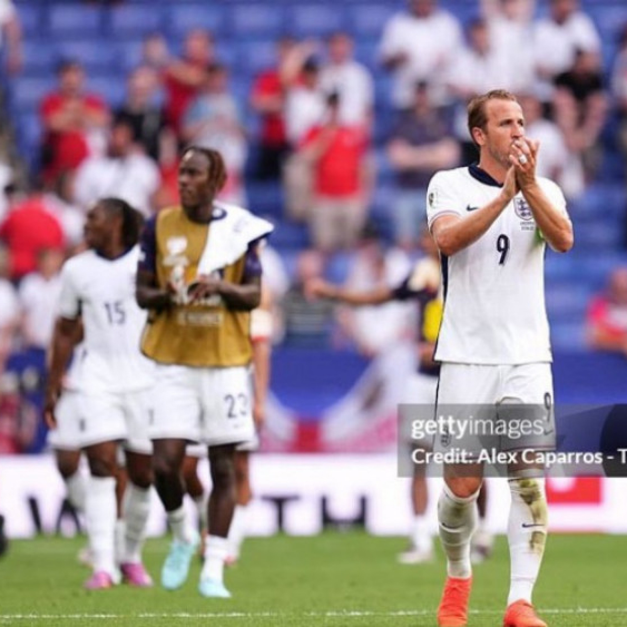  - ĐT Anh thắng nhọc đội hạng 173 FIFA: Bộ mặt đáng quên tái hiện, Kane & Madueke cứu rỗi