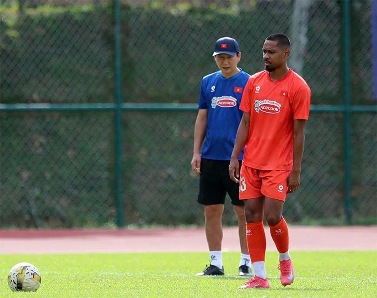 Thầy Kim đã có phương án ĐT Việt Nam đấu cầu thủ nhập tịch Malaysia - 2