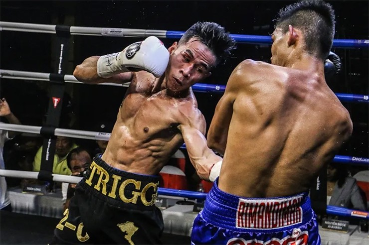 Trận chiến boxing nghẹt thở ở Tokyo, Trần Văn Thảo và cú knock-out hụt trước Tsuboi - 1
