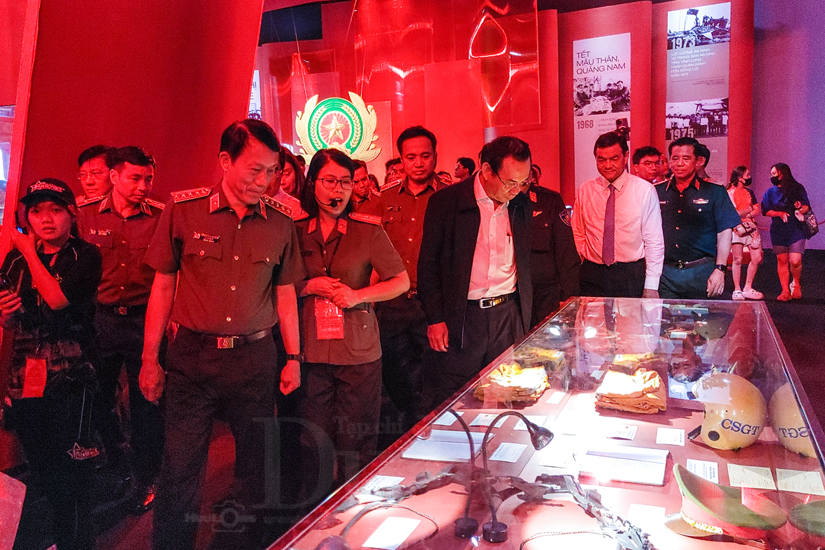 Khúc hát vinh quang giữa lòng TP mang tên Bác khép lại đêm gala đầy cảm xúc - 8