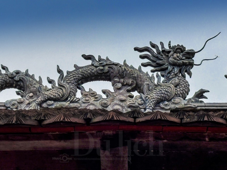 Chốn linh thiêng giao hòa đất trời - 9