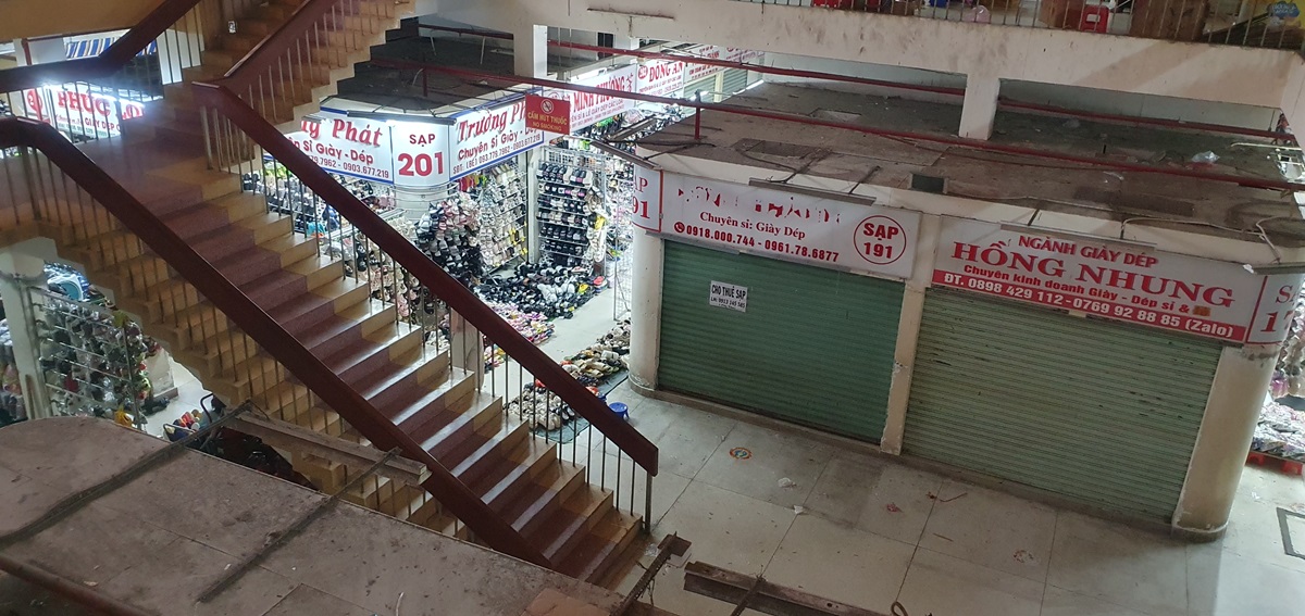Chợ truyền thống TP.HCM: Nơi nhộn nhịp, chỗ đìu hiu treo bảng 'cho thuê sạp' - 7