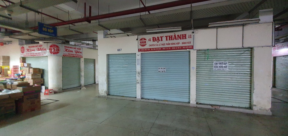 Chợ truyền thống TP.HCM: Nơi nhộn nhịp, chỗ đìu hiu treo bảng 'cho thuê sạp' - 8