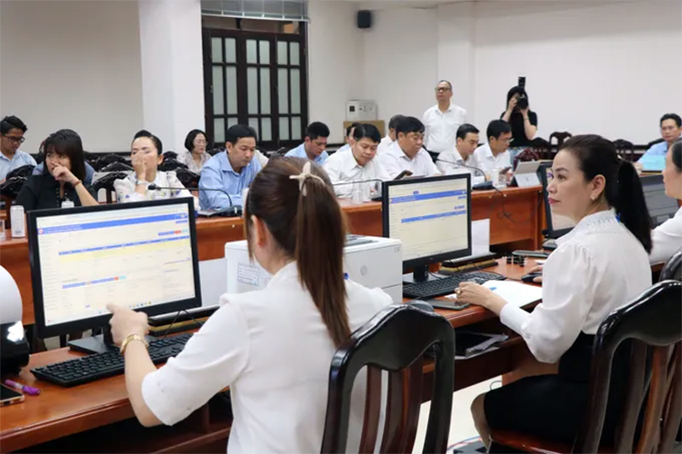 Thử nghiệm thành công mô hình chính quyền địa phương 2 cấp, ngày mai triển khai toàn thành phố - 2