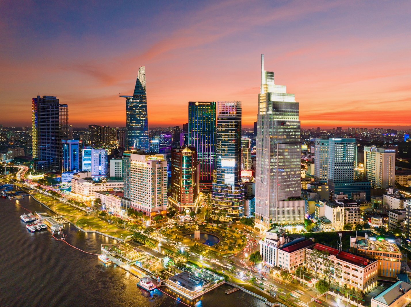 kien truc do thi tp.hcm: 'ban hoa tau' giua truyen thong va hien dai, y chi va khat vong - 6