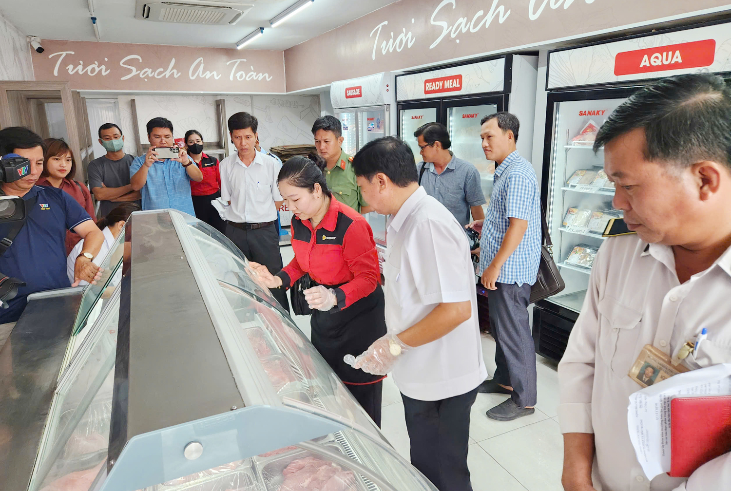 Xử phạt 3 cửa hàng của C.P. tại Sóc Trăng - 1