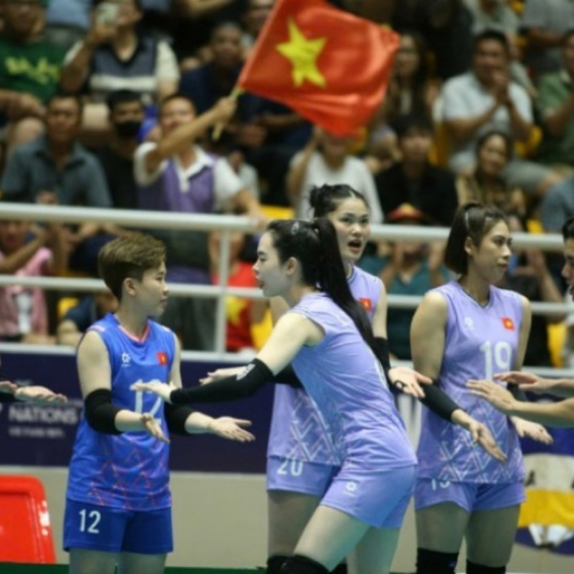  - ĐT bóng chuyền nữ Việt Nam sắp đấu trận kinh điển AVC Cup với Kazakhstan
