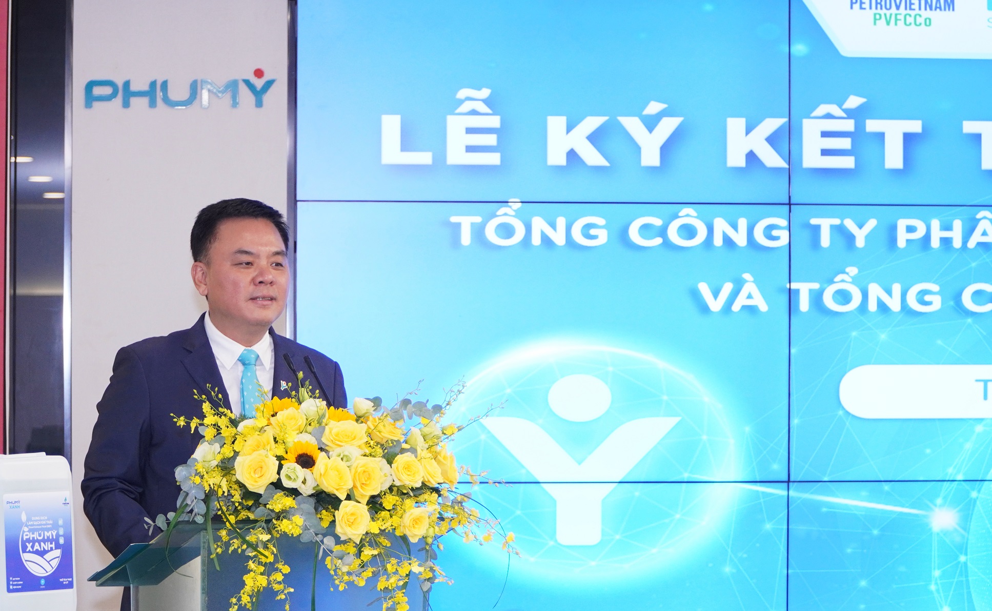 PVFCCo - Phú Mỹ và PVOIL ký kết thỏa thuận hợp tác trong lĩnh vực dịch vụ, thương mại và hóa chất - 3