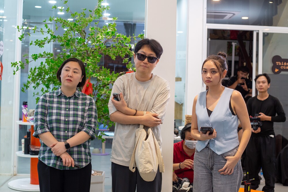 Sau siêu phẩm "Quật Mộ Trùng Ma", ông trùm phim kinh dị Hàn bắt tay cùng đạo diễn Việt thực hiện tác phẩm “Cải Mả” - 1