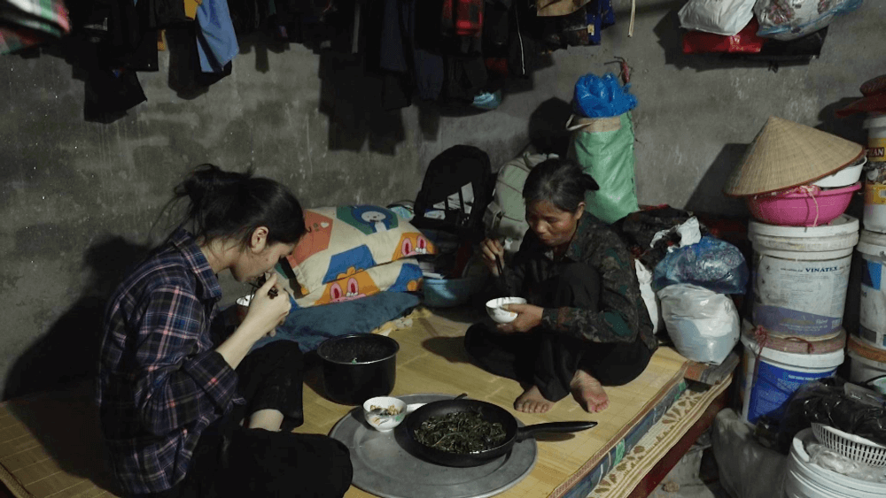 Diễn viên Trương Minh Cường tiết lộ tuổi thơ mồ côi, cùng mẹ gồng gánh gia đình từ sớm - 8