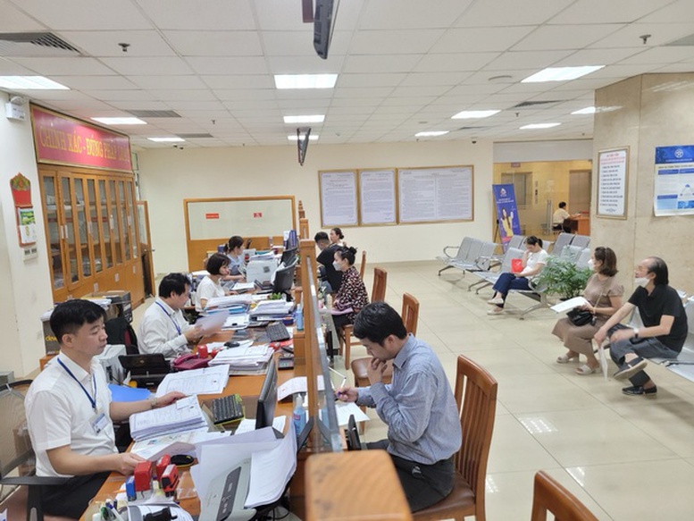 Chính quyền địa phương 2 cấp tại TP.HCM: Không để người dân chờ quá 20 phút - 1