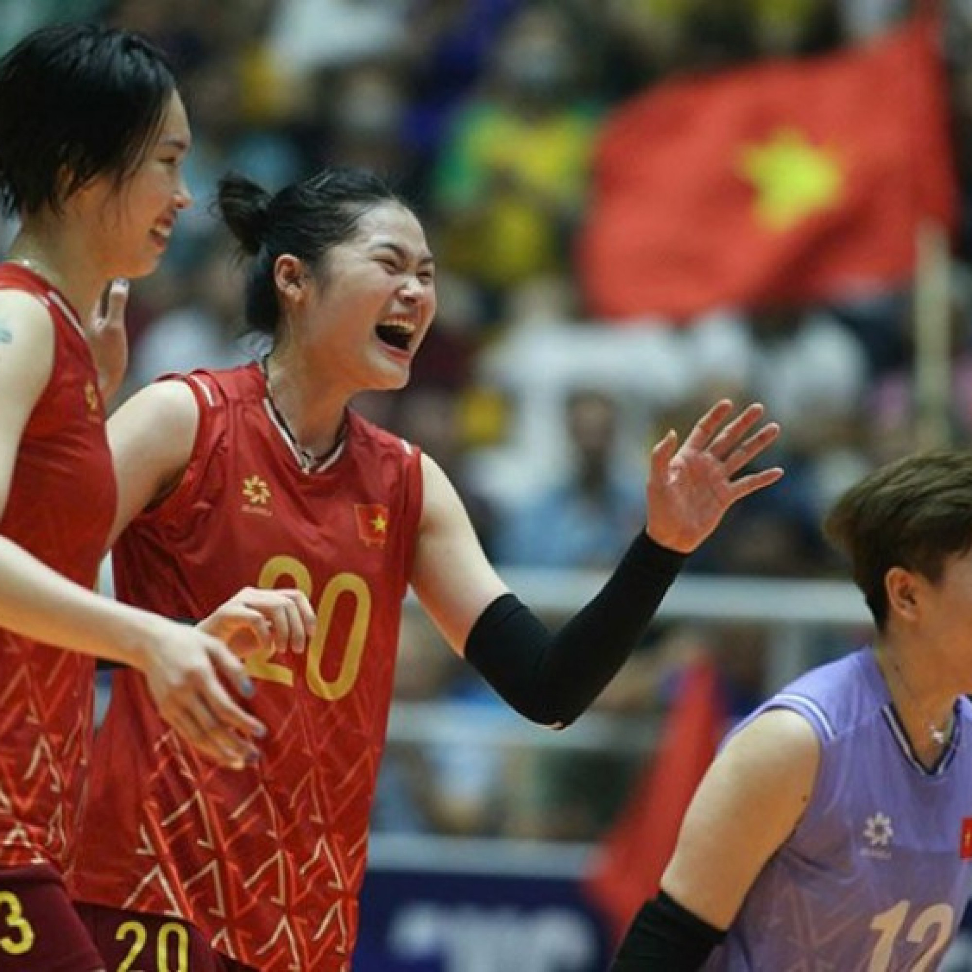  - ĐT bóng chuyền nữ Việt Nam - Philippines: Thắng lợi áp đảo, hoàn tất hat-trick (Chung kết AVC Cup)