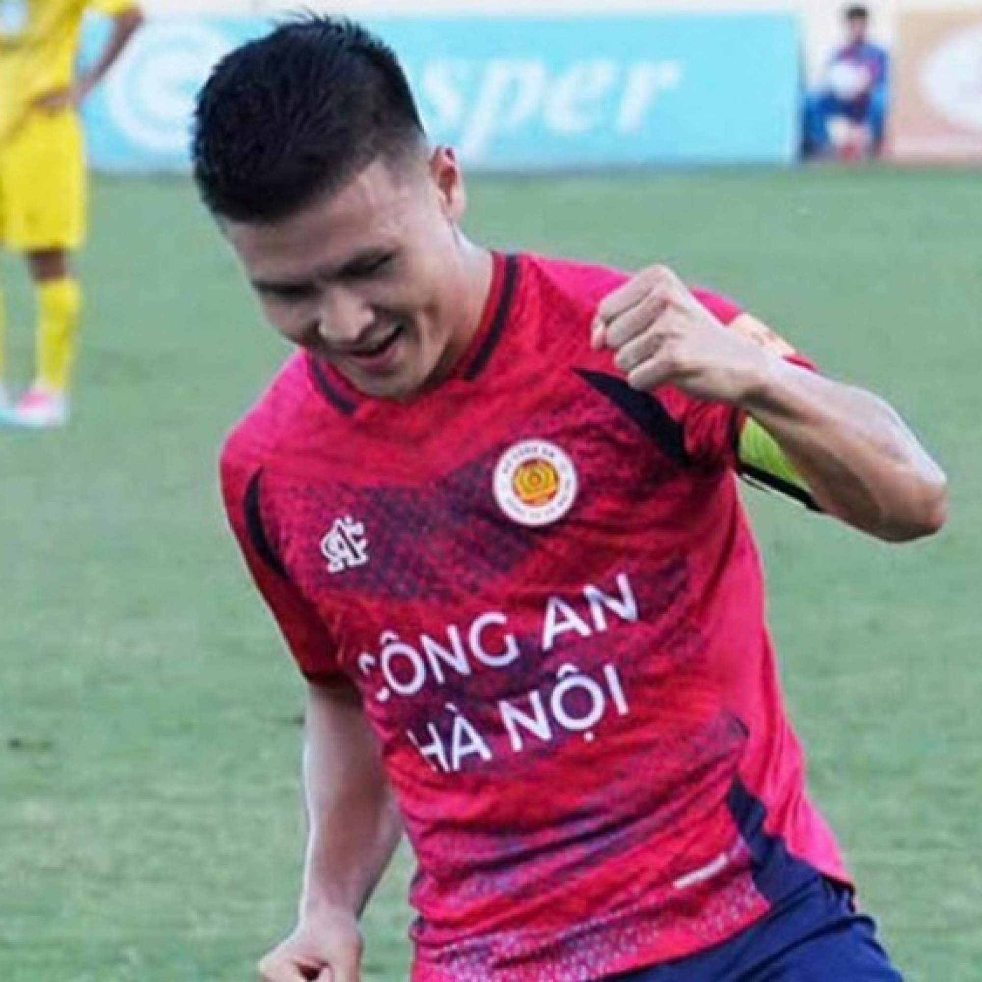  - Video bóng đá Thanh Hóa - Công an Hà Nội: Quang Hải tỏa sáng (V-League)