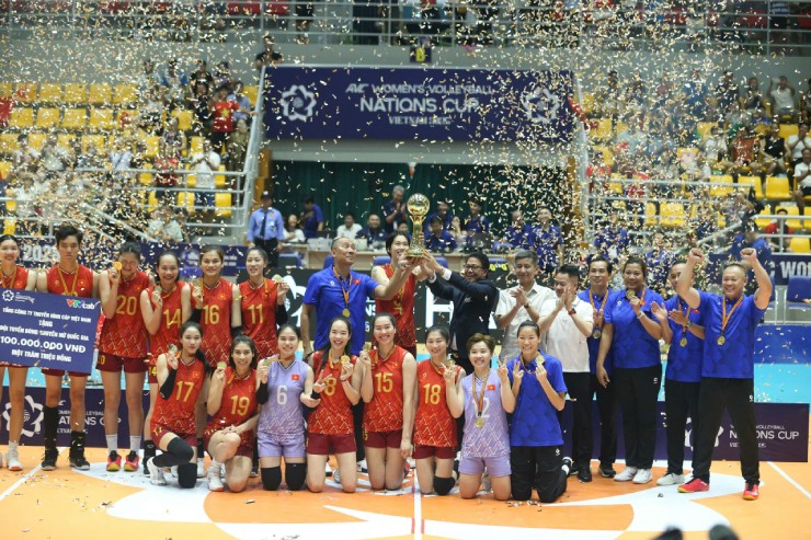 ĐT bóng chuyền nữ Việt Nam - Philippines: Thắng lợi áp đảo, hoàn tất hat-trick (Chung kết AVC Cup) - 5