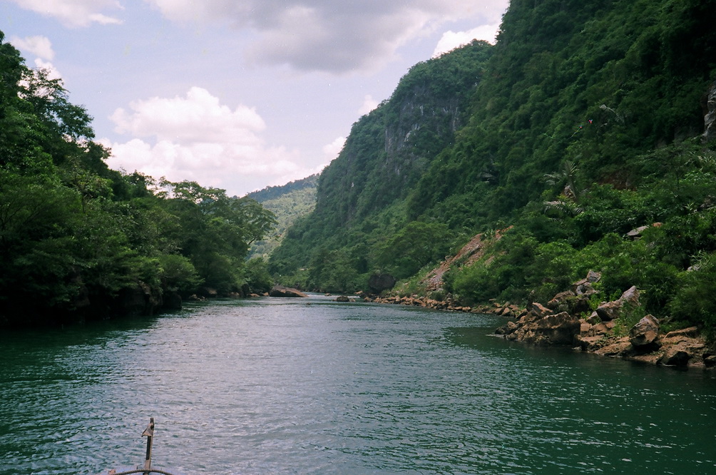 Mùa hè dạo thuyền trên sông Chày ở Phong Nha - Kẻ Bàng - 3