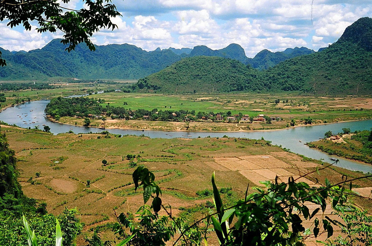 Mùa hè dạo thuyền trên sông Chày ở Phong Nha - Kẻ Bàng - 4