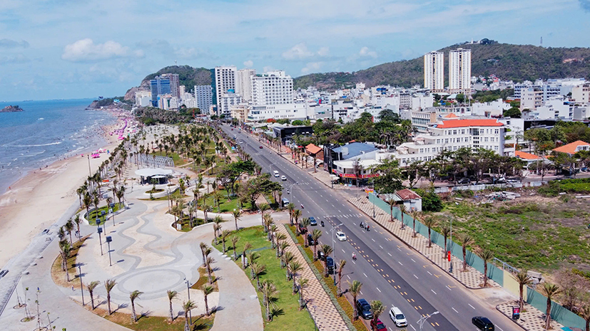 Có cao tốc, du khách miền Tây và Đông Nam Bộ đổ về Vũng Tàu - 1
